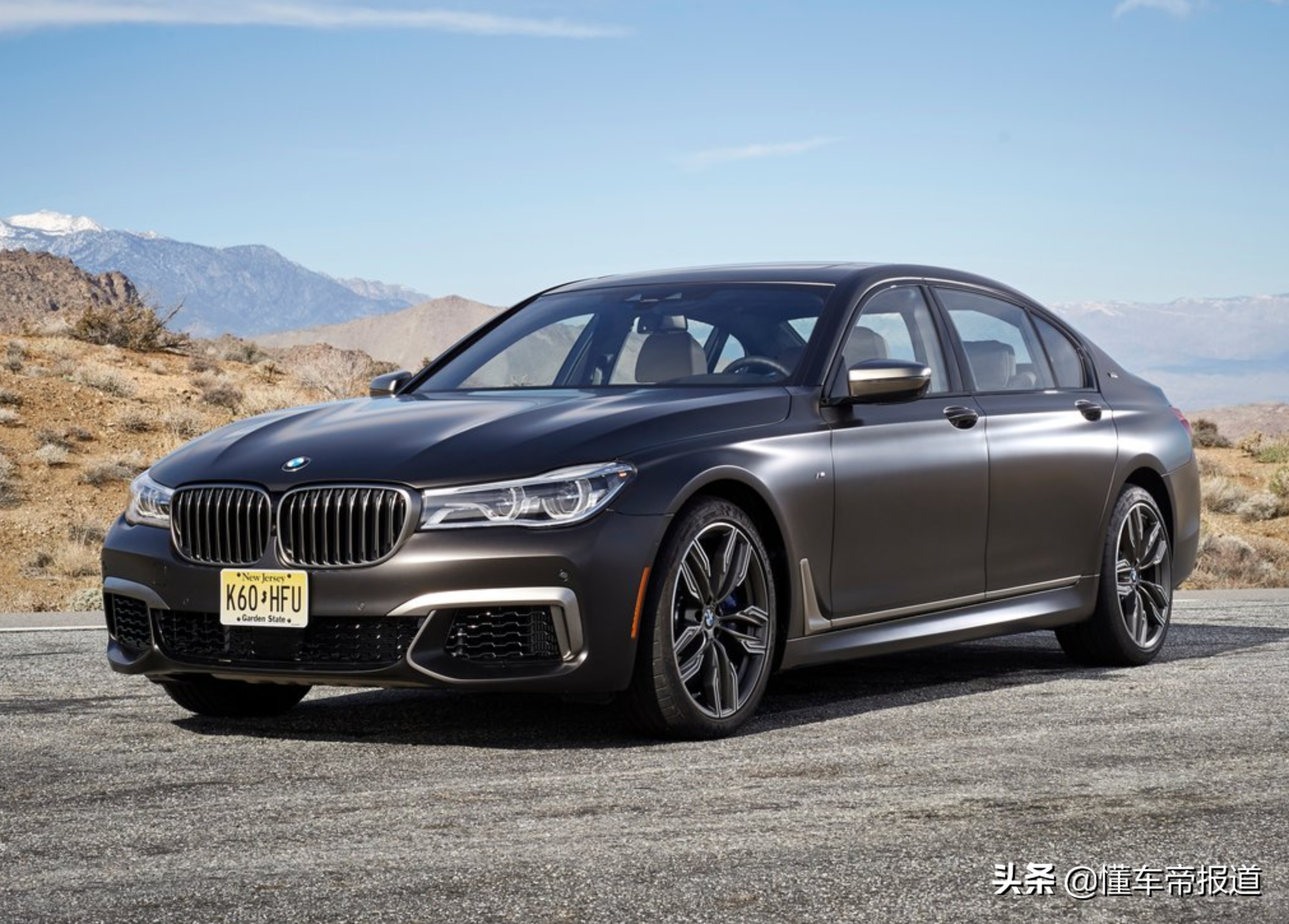 第六代宝马7系760li xdrive 改款前第六代宝马7系760li xdrive 改款后