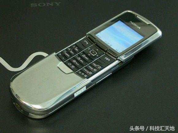 Nokia 6260旋转翻盖手机讲解！外形硬朗霸气，配备专门音乐播放快捷键-奇点